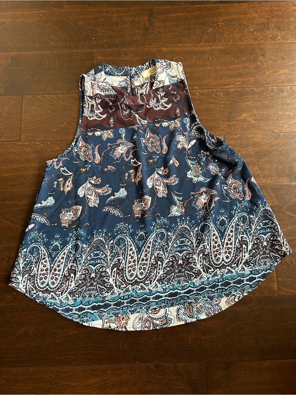Elodie Women’s Top Blouse Sleeveless Floral Sz M 4123